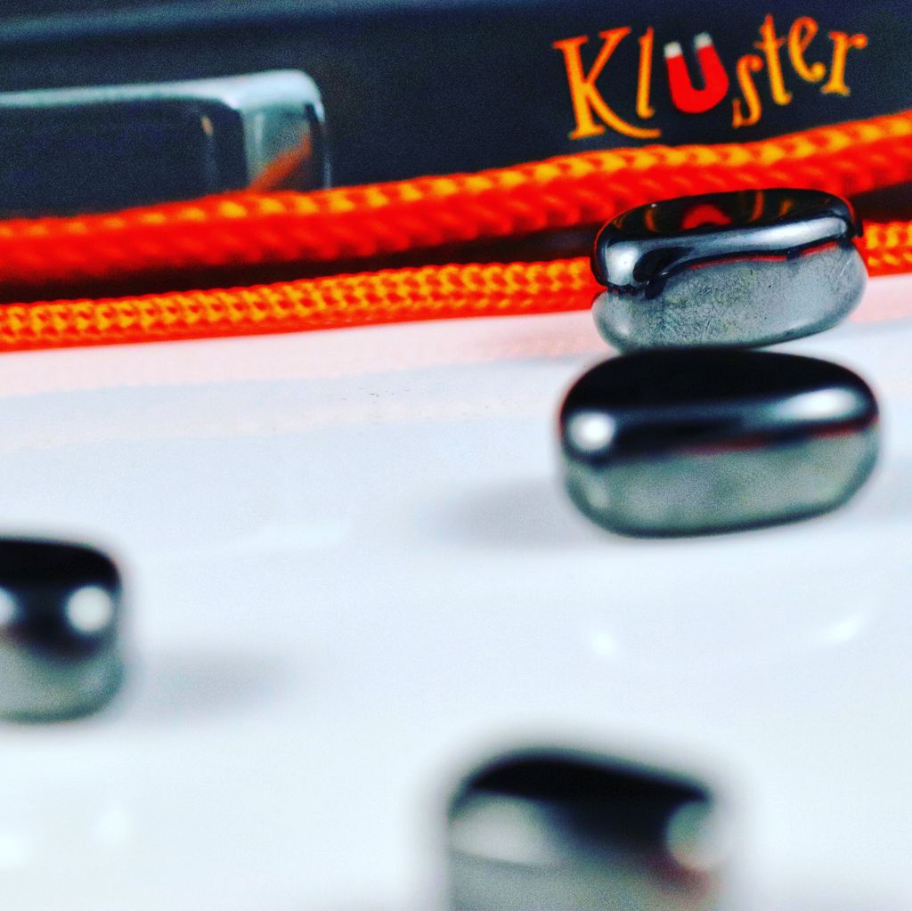 Visuel de Kluster